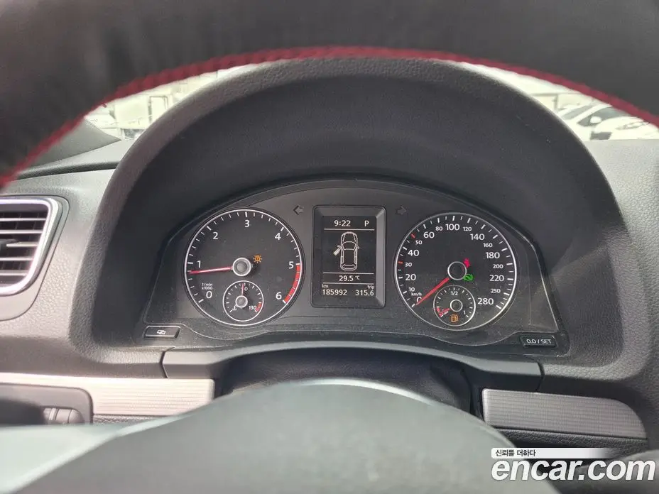 Volkswagen Scirocco 2012 2.0 автомат (гидро), фото 7