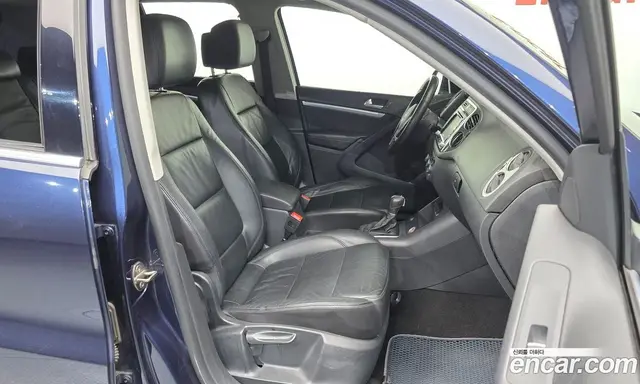 Volkswagen Tiguan 2015 2.0 автомат (гидро), миниатюра 11