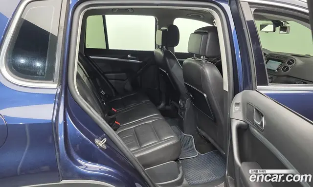 Volkswagen Tiguan 2015 2.0 автомат (гидро), миниатюра 12