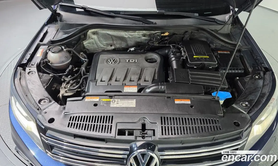Volkswagen Tiguan 2015 2.0 автомат (гидро), фото 6
