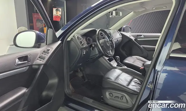 Volkswagen Tiguan 2015 2.0 автомат (гидро), миниатюра 10