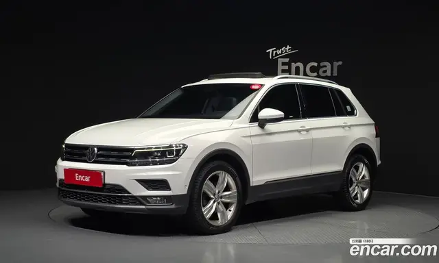 Volkswagen Tiguan 2020 2.0 автомат (гидро), миниатюра 1