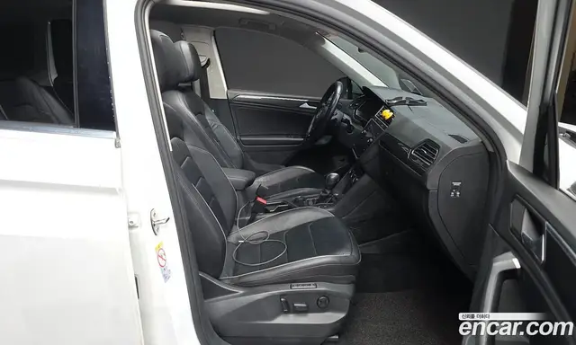 Volkswagen Tiguan 2020 2.0 автомат (гидро), миниатюра 11