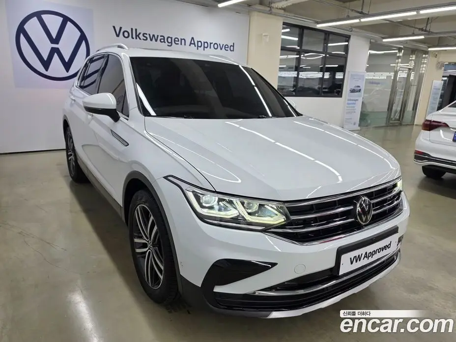 Volkswagen Tiguan 2022 2.0 автомат (гидро), фото 15