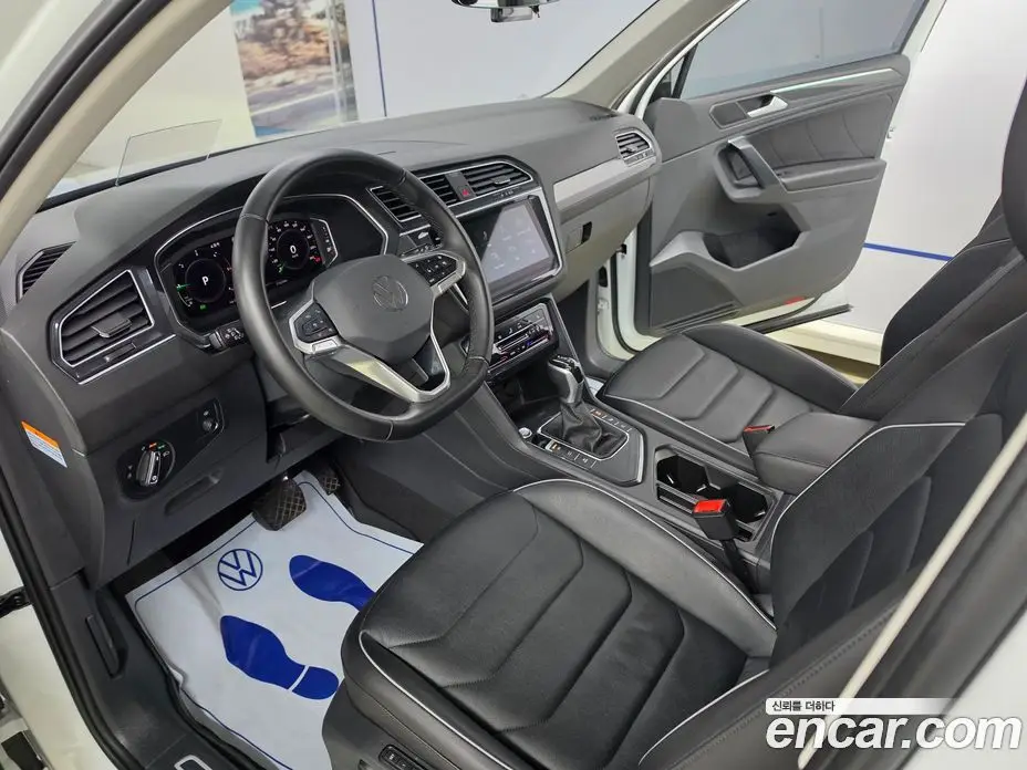 Volkswagen Tiguan 2022 2.0 автомат (гидро), фото 17
