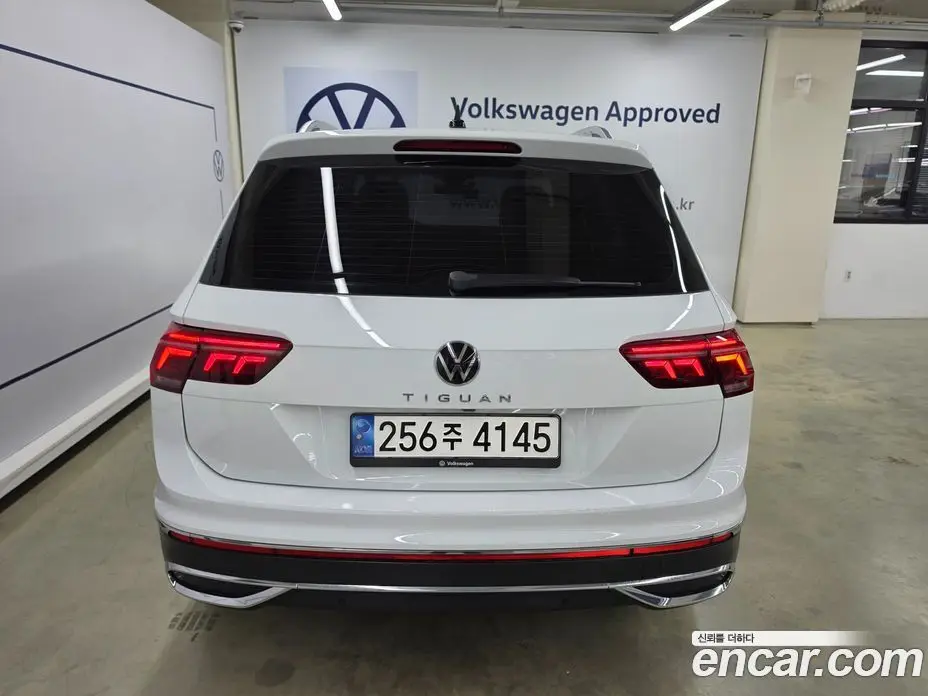 Volkswagen Tiguan 2022 2.0 автомат (гидро), фото 4