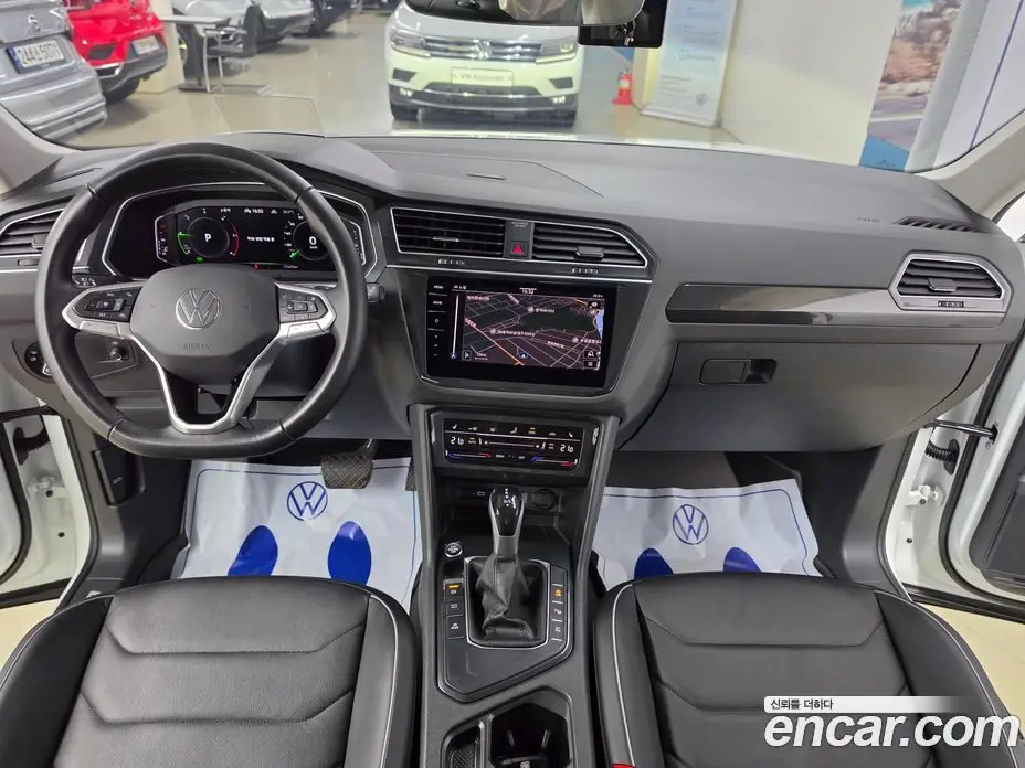 Volkswagen Tiguan 2022 2.0 автомат (гидро), фото 7
