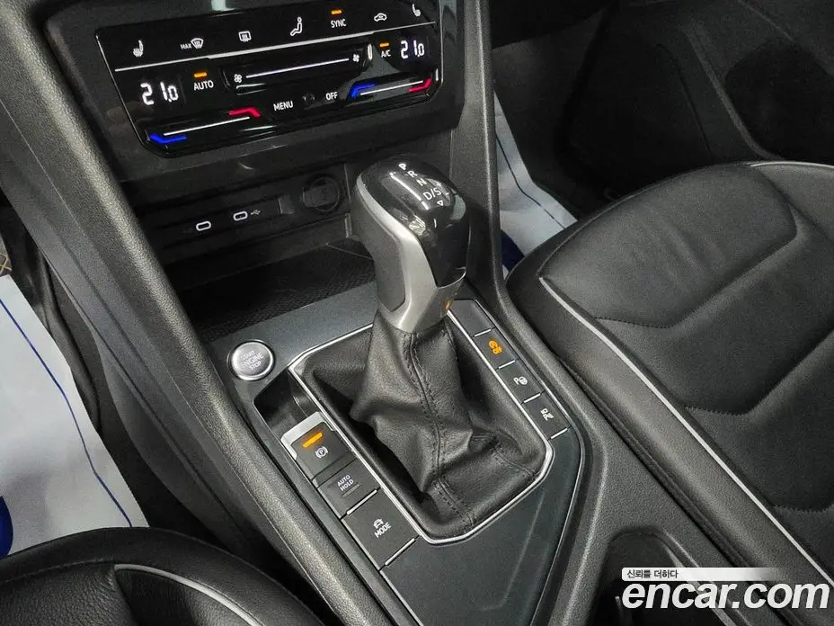 Volkswagen Tiguan 2022 2.0 автомат (гидро), фото 9
