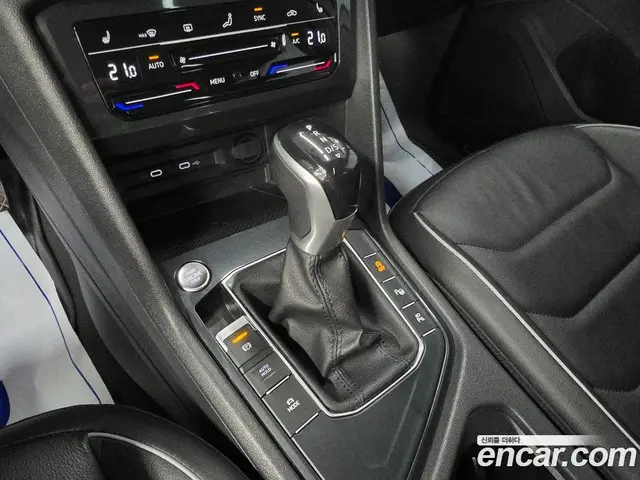 Volkswagen Tiguan 2022 2.0 автомат (гидро), миниатюра 9