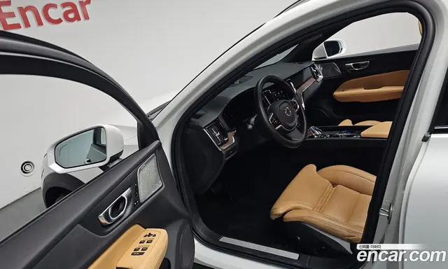 Volvo V60 2024 2.0 автомат (гидро), миниатюра 12