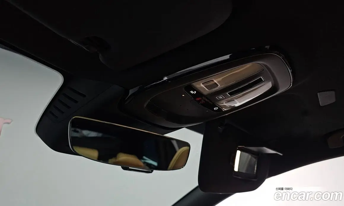 Volvo V60 2024 2.0 автомат (гидро), фото 22