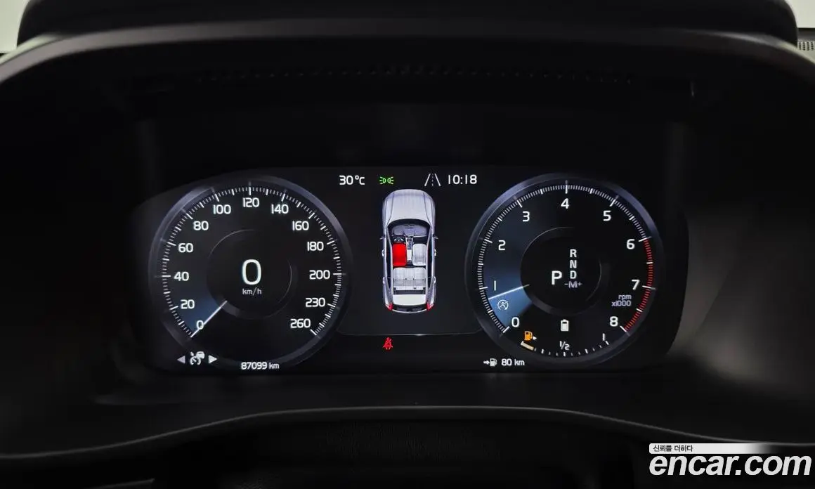 Volvo XC40 2020 2.0 автомат (гидро), фото 11