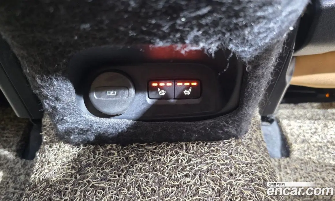 Volvo XC40 2020 2.0 автомат (гидро), фото 25