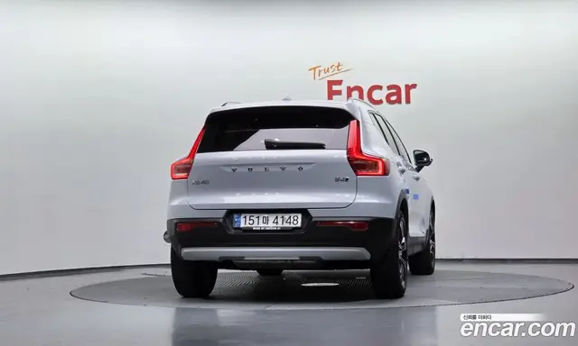 Volvo XC40 2020 2.0 автомат (гидро), миниатюра 4