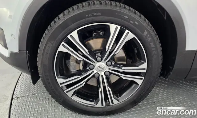 Volvo XC40 2020 2.0 автомат (гидро), миниатюра 5