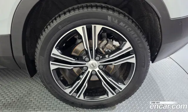 Volvo XC40 2020 2.0 автомат (гидро), миниатюра 7