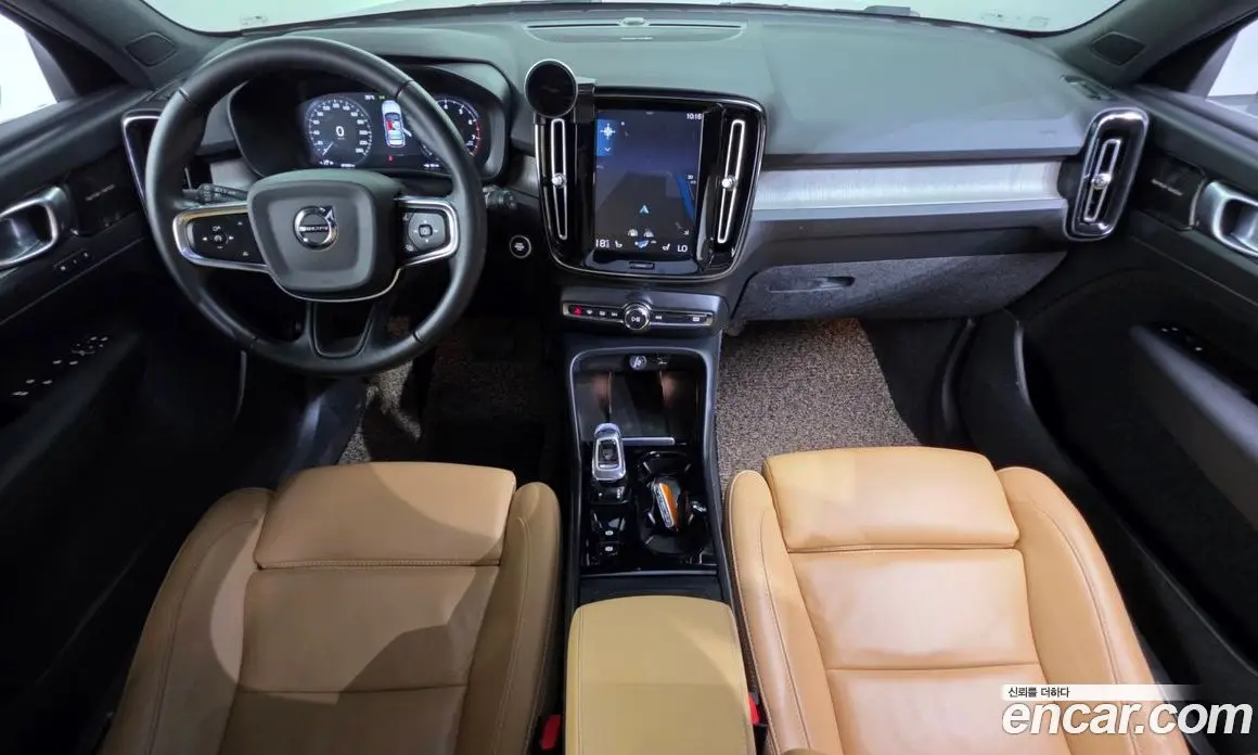Volvo XC40 2020 2.0 автомат (гидро), фото 10