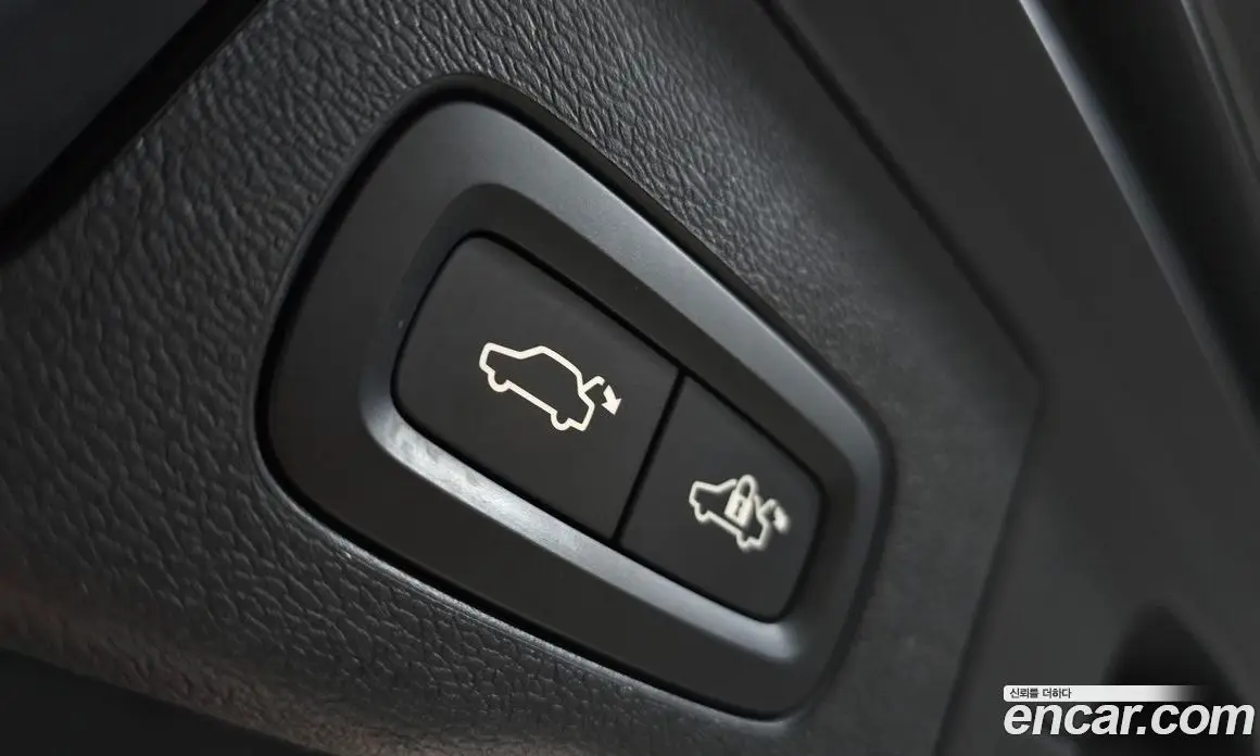 Volvo XC60 2019 2.0 автомат (гидро), фото 20