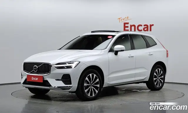 Volvo XC60 2024 2.0 автомат (гидро), миниатюра 1