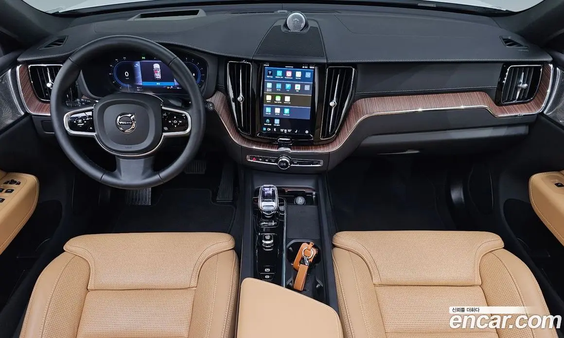 Volvo XC60 2024 2.0 автомат (гидро), фото 10
