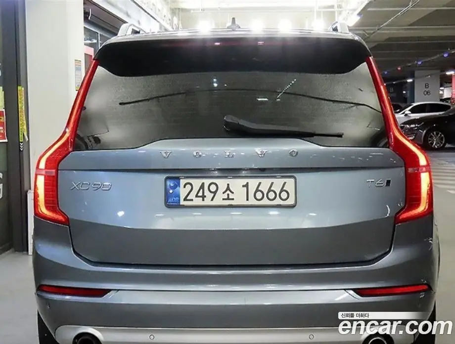 Volvo XC90 2018 2.0 автомат (гидро), фото 5