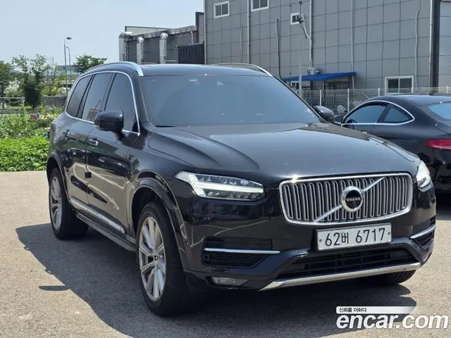 Volvo XC90 2019 2.0 автомат (гидро), миниатюра 2