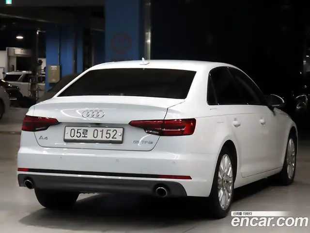 Audi A4 2016 2.0 автомат (гидро), миниатюра 2