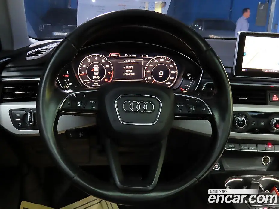 Audi A4 2016 2.0 автомат (гидро), фото 11