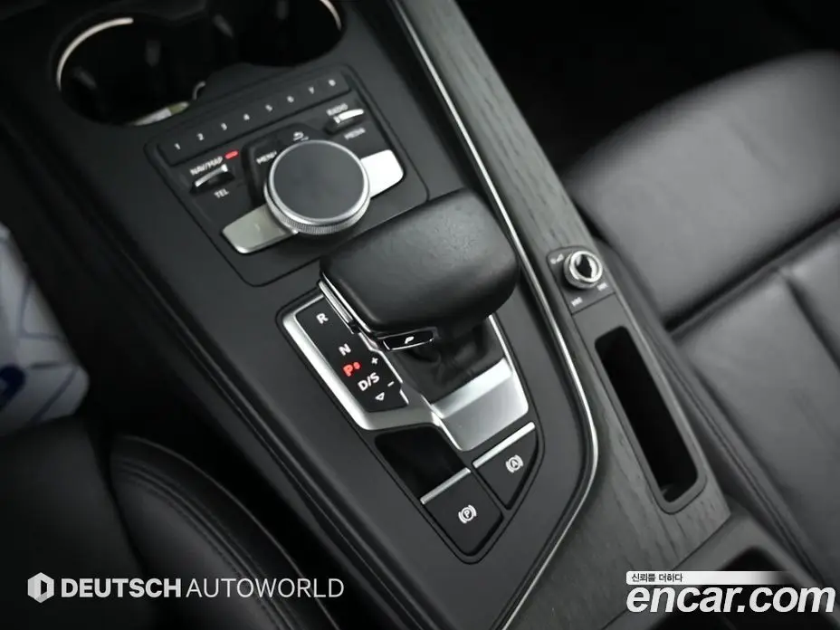 Audi A4 2018 2.0 автомат (гидро), фото 9