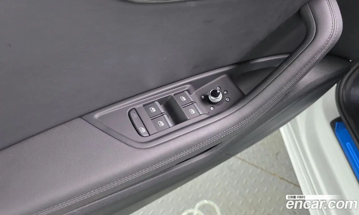 Audi A4 2023 2.0 автомат (гидро), фото 28