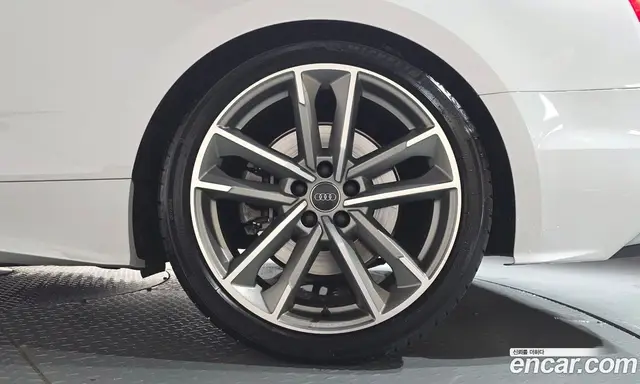 Audi A5 2021 2.0 автомат (гидро), миниатюра 7