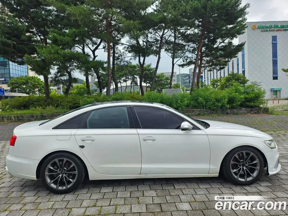 Audi A6 2012 3.0 автомат (гидро), фото 3