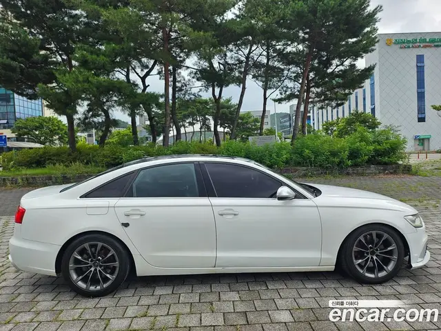 Audi A6 2012 3.0 автомат (гидро), миниатюра 3