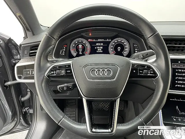 Audi A6 2020 2.0 автомат (гидро), миниатюра 11