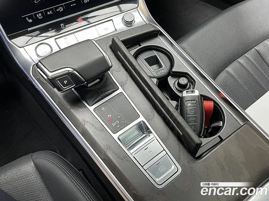Audi A6 2020 2.0 автомат (гидро), фото 9