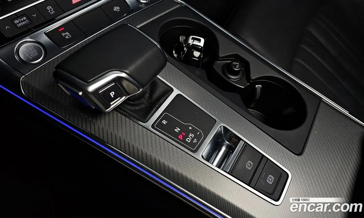 Audi A6 2020 2.0 автомат (гидро), фото 11