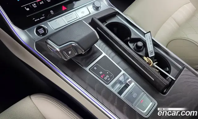 Audi A6 2023 2.0 автомат (гидро), миниатюра 9