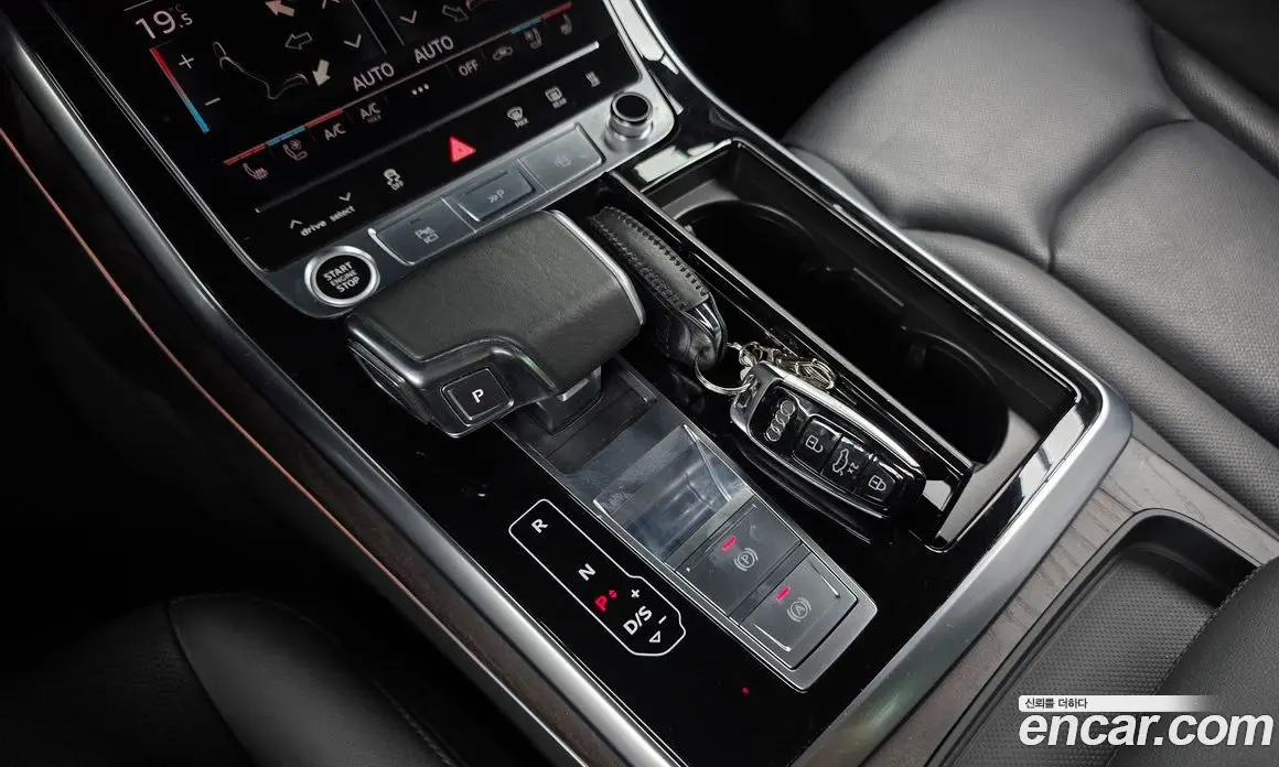 Audi Q7 2021 3.0 автомат (гидро), фото 9