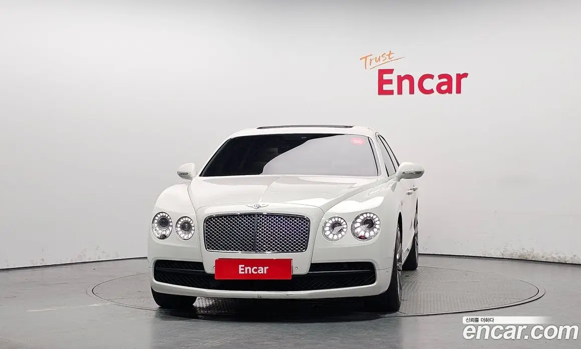 Bentley Flying Spur 2018 4.0 автомат (гидро), фото 3