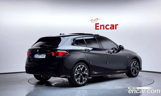 BMW 1 серия 2025 2.0 автомат (гидро), миниатюра 2