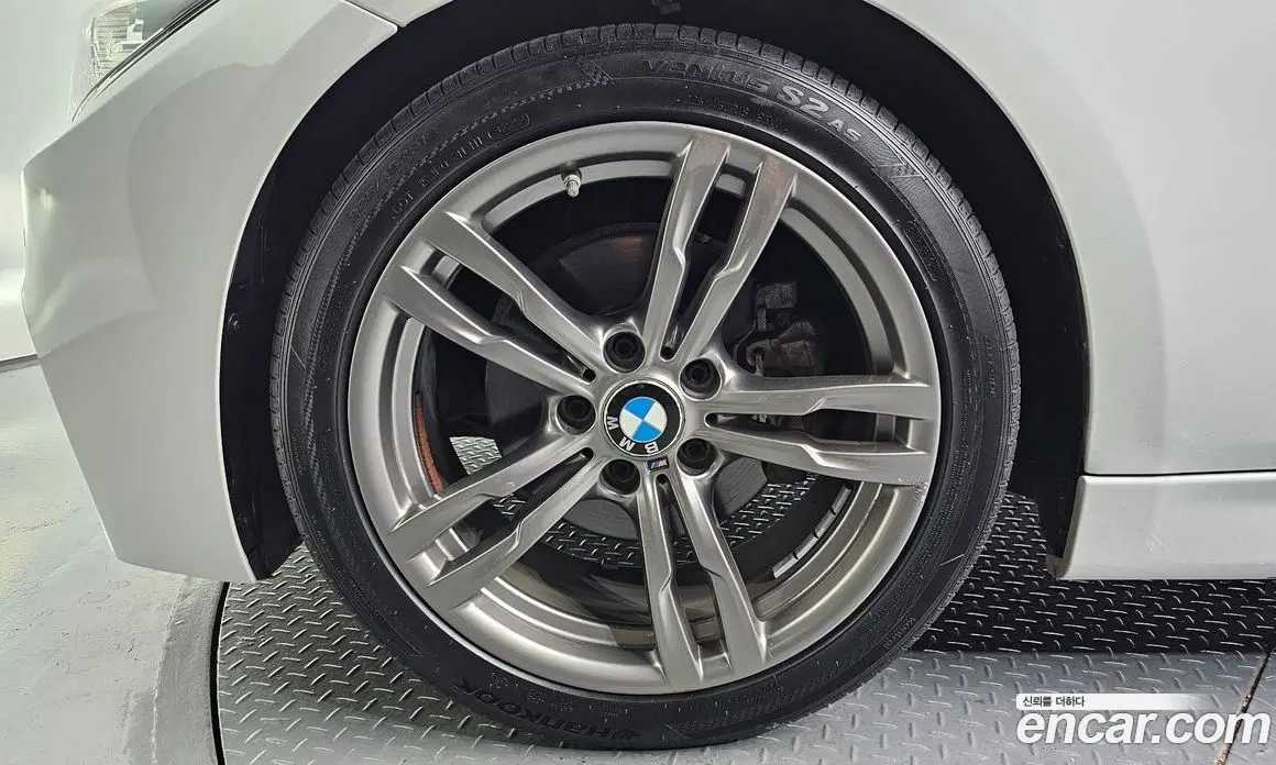 BMW 3 серия 2017 2.0 автомат (гидро), фото 5