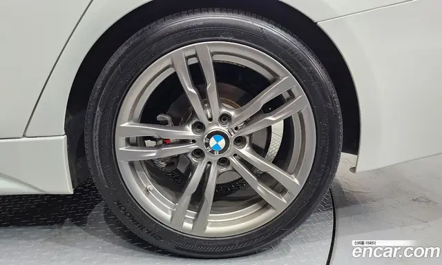 BMW 3 серия 2017 2.0 автомат (гидро), миниатюра 7