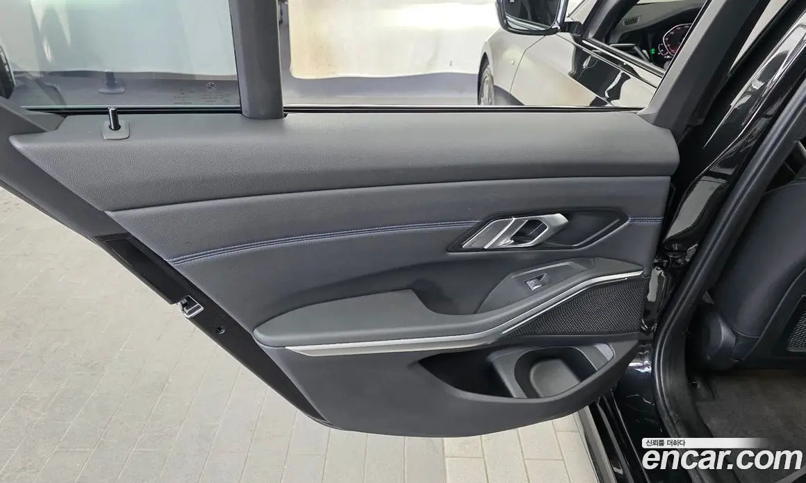 BMW 3 серия 2022 2.0 автомат (гидро), фото 15