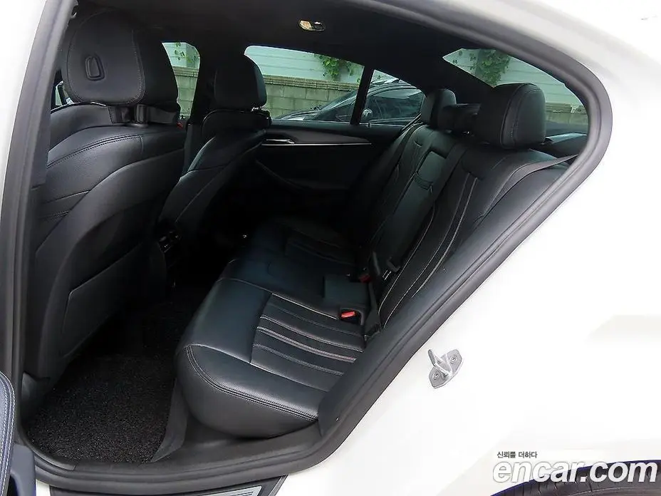 BMW 5 серия 2017 2.0 автомат (гидро), фото 6
