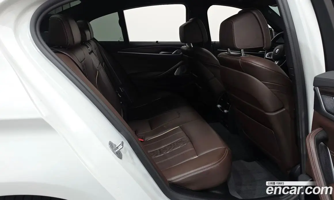 BMW 5 серия 2020 4.4 автомат (гидро), фото 12