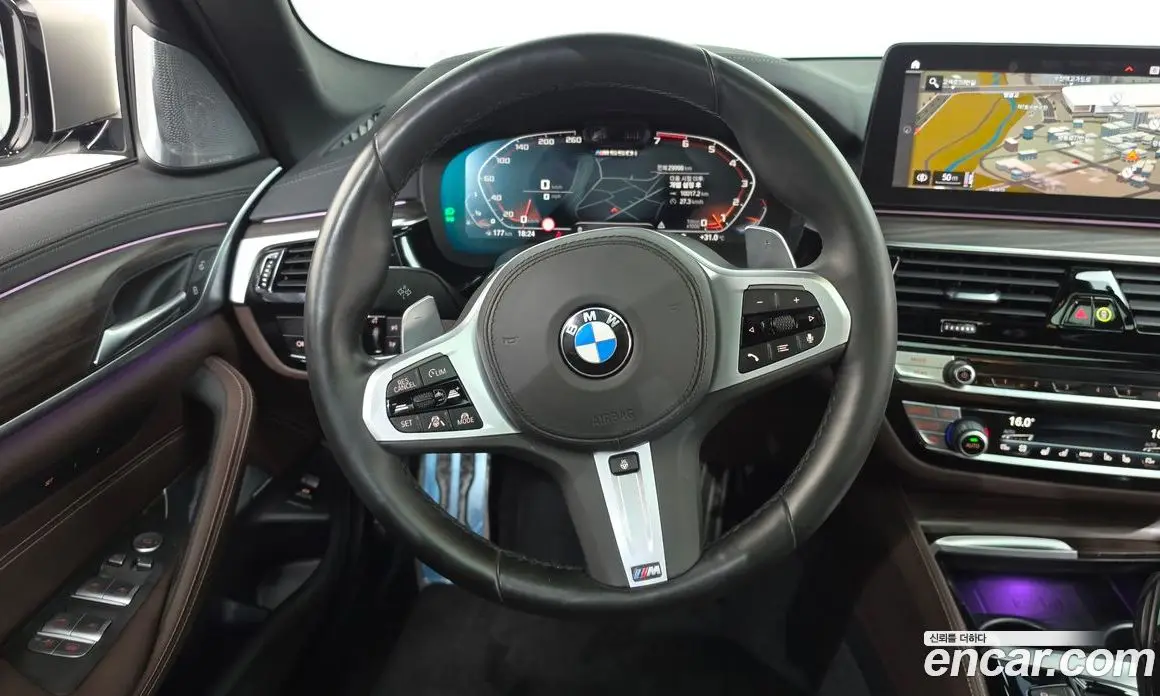 BMW 5 серия 2020 4.4 автомат (гидро), фото 13