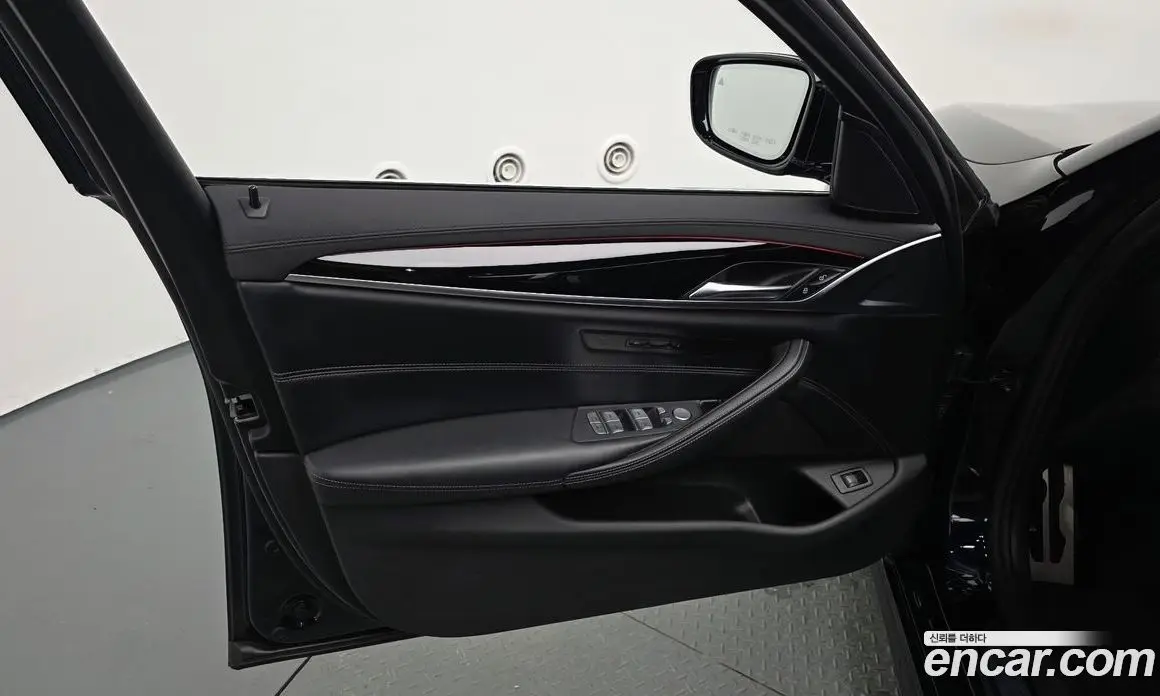 BMW 5 серия 2020 2.0 автомат (гидро), фото 13
