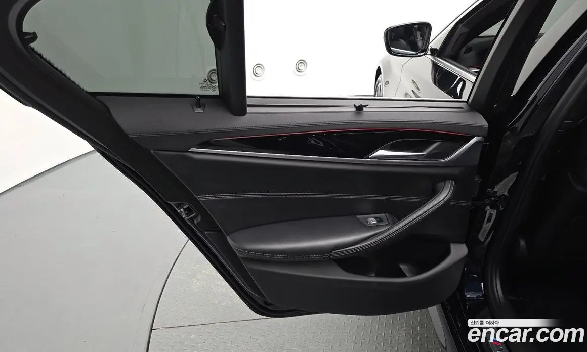 BMW 5 серия 2020 2.0 автомат (гидро), фото 14