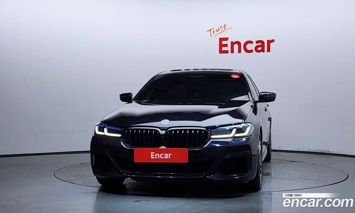 BMW 5 серия 2023 4.4 автомат (гидро), фото 3