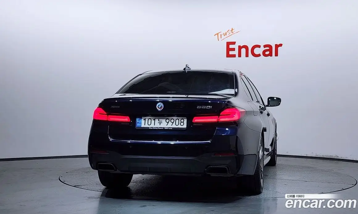 BMW 5 серия 2023 4.4 автомат (гидро), фото 4